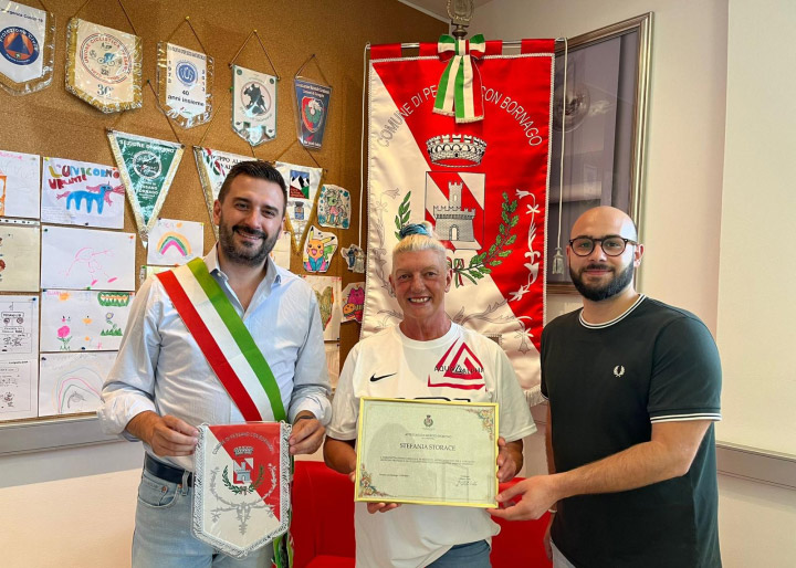 Il sindaco di Pessano Con Bornago premia Stefania Storace